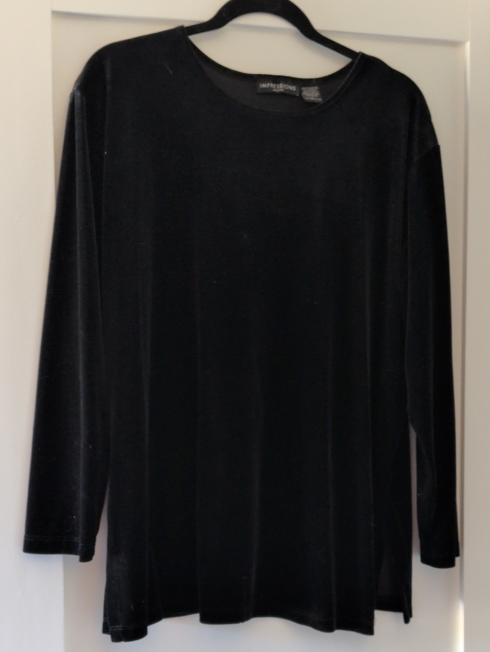 Black Velvet Crewneck Women's Sweater